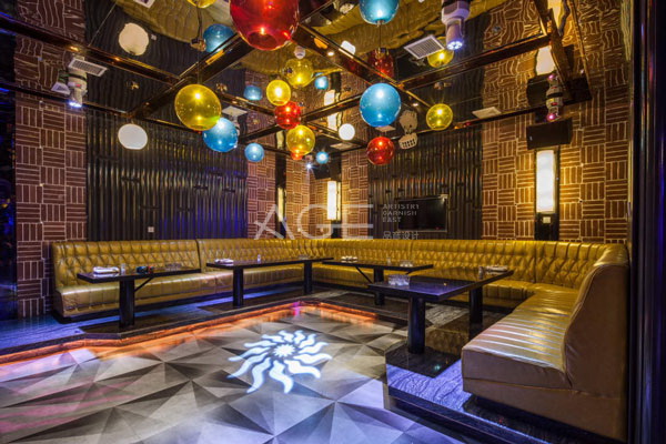 KTV裝修設(shè)計采用的玻璃種類